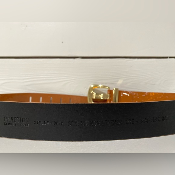 Kenneth Cole Reaction Belt - Size Medium - Tan - Picture 2 of 3